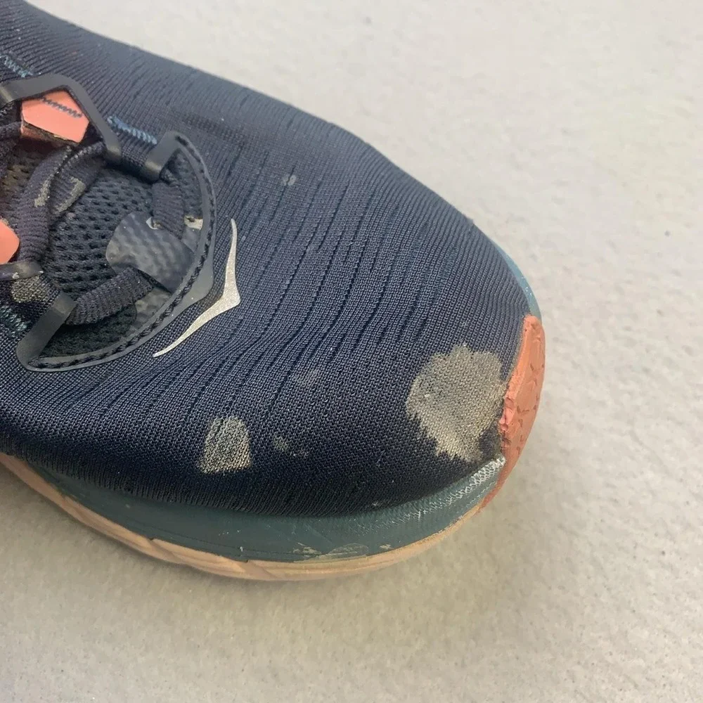 Hoka One One pre owned